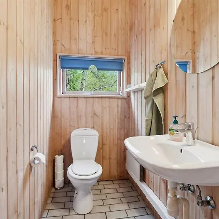 Apelun - 60m From The Sea By Interhome *